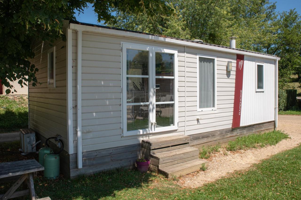 Camping Du Sevron Saint-Etienne-du-Bois  Exteriör bild
