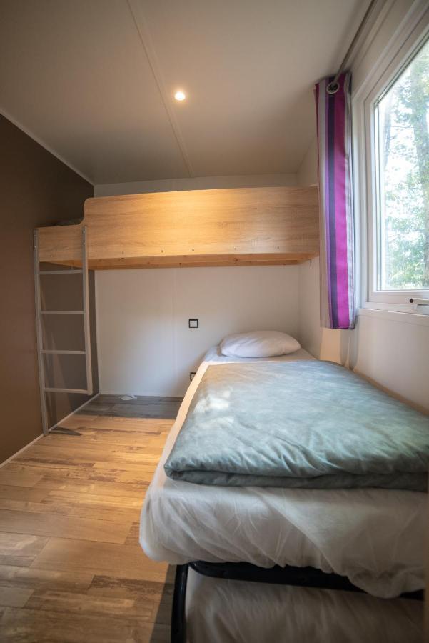 Camping Du Sevron Saint-Etienne-du-Bois  Exteriör bild