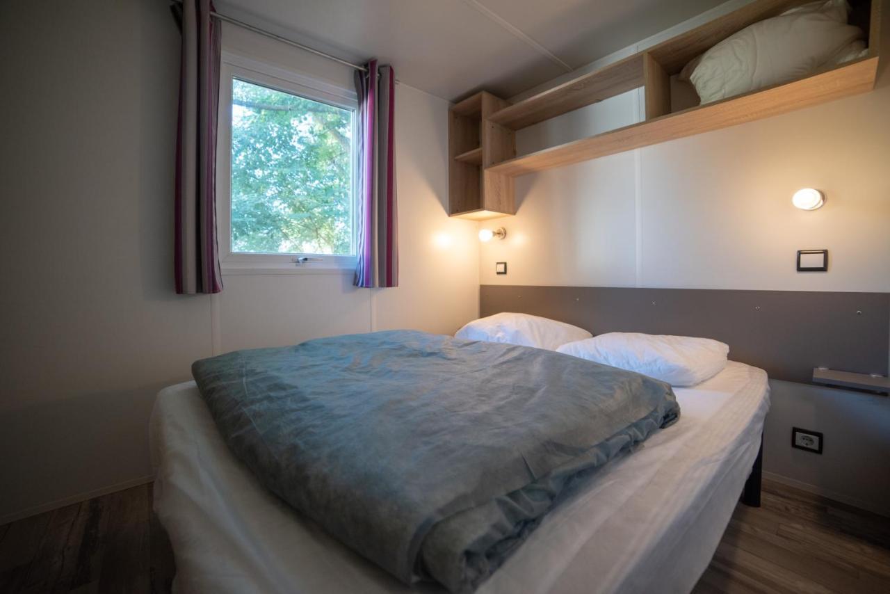 Camping Du Sevron Saint-Etienne-du-Bois  Exteriör bild